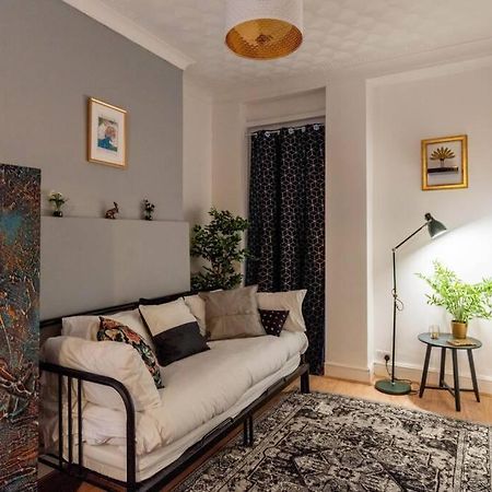 The Gatsby - Beautiful Spacious Central House カーディフ エクステリア 写真