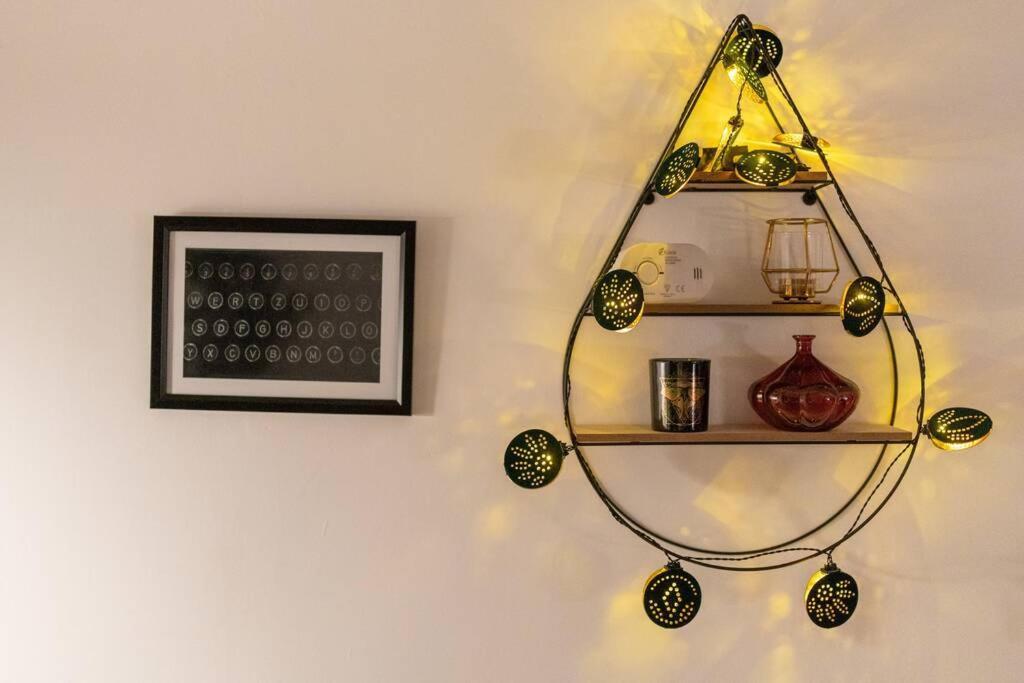 The Gatsby - Beautiful Spacious Central House カーディフ エクステリア 写真
